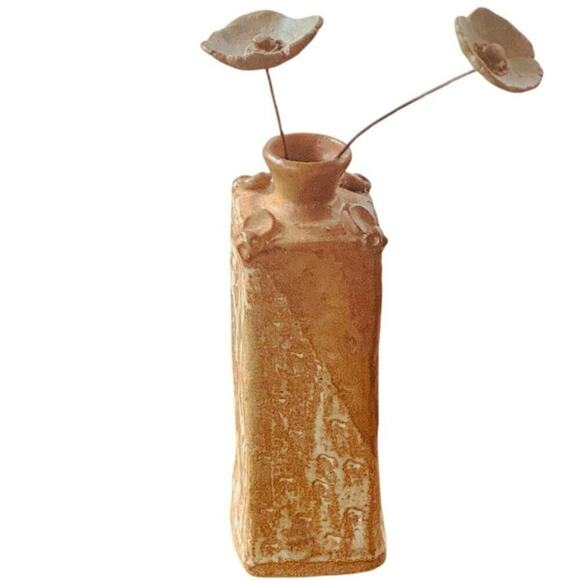 Hand-Built Studio Pottery Vase with Sculpted Metal Flowers – Signed - Picture 6 of 7